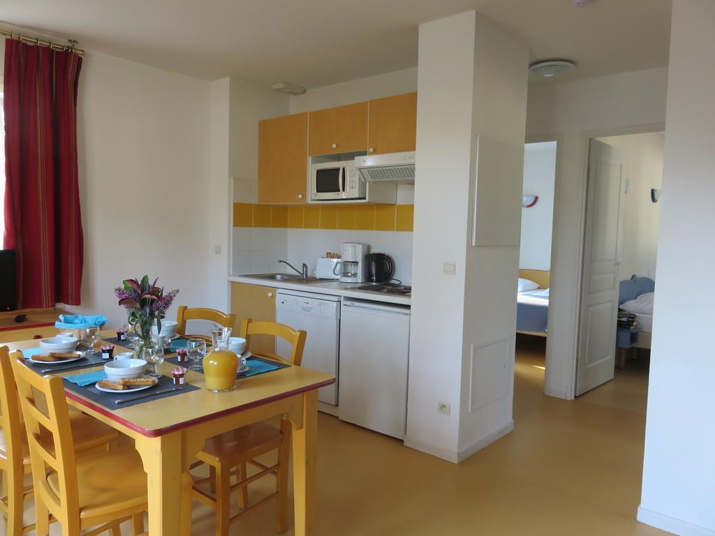 Residence Goelia Les Demeures Du Lac 卡斯特尔雅卢 外观 照片