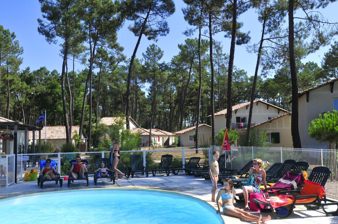 Residence Goelia Les Demeures Du Lac 卡斯特尔雅卢 外观 照片